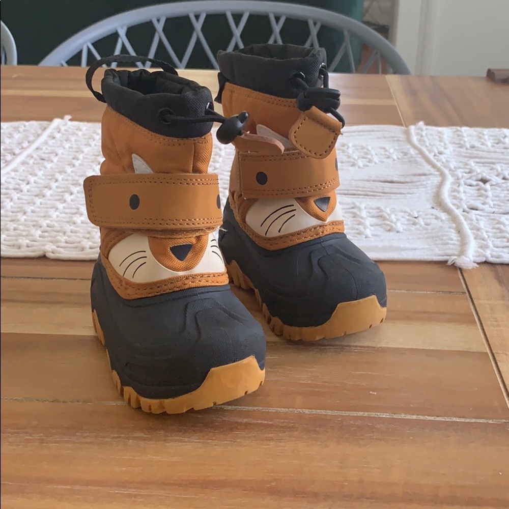 Fox snow boots!